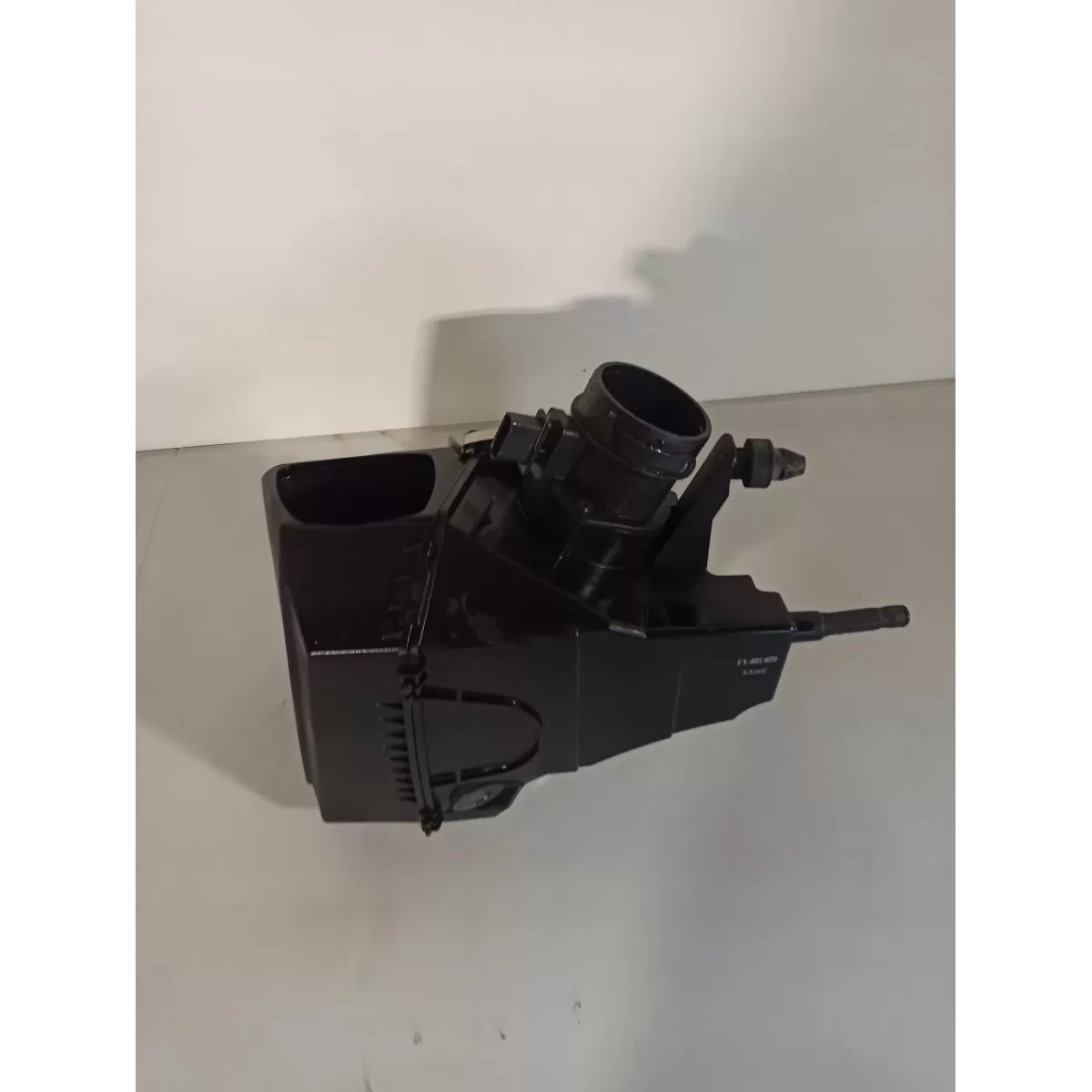 OBUDOWA FILTRA POWIETRZA AUDI A6 C6 4F0133835AH