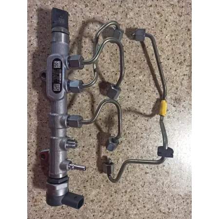 BMW F20 LISTWA WTRYSKOWA 851162903