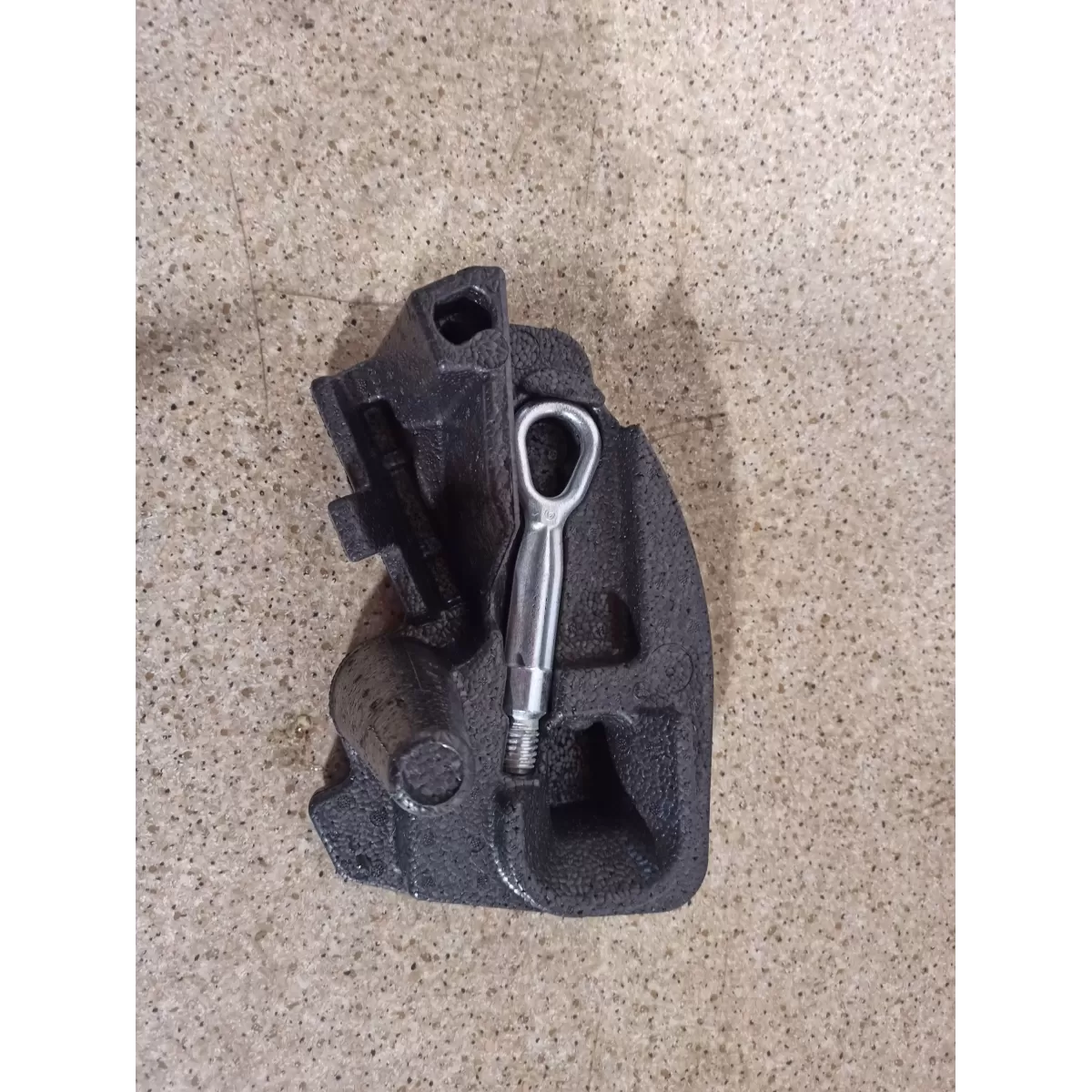 BMW 1 F20 WKŁAD BAGAŻNIKA STYROPIAN UCHO TRÓJKĄT