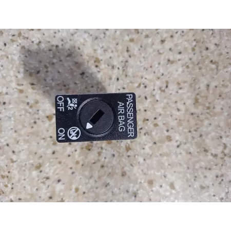 AUDI A3 PRZEŁĄCZNIK AIRBAG 5G5919237