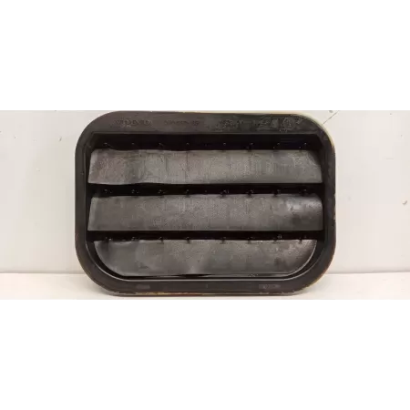 VOLVO V70 III XC70 KRATKA WENTYLACJI TYŁ 31250723