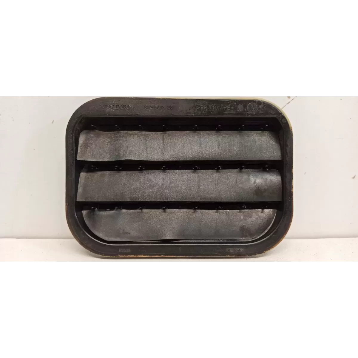 VOLVO V70 III XC70 KRATKA WENTYLACJI TYŁ 31250723