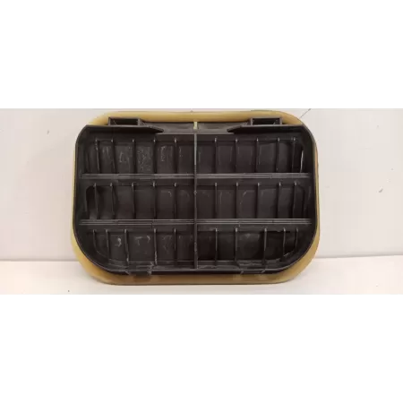 VOLVO V70 III XC70 KRATKA WENTYLACJI TYŁ 31250723