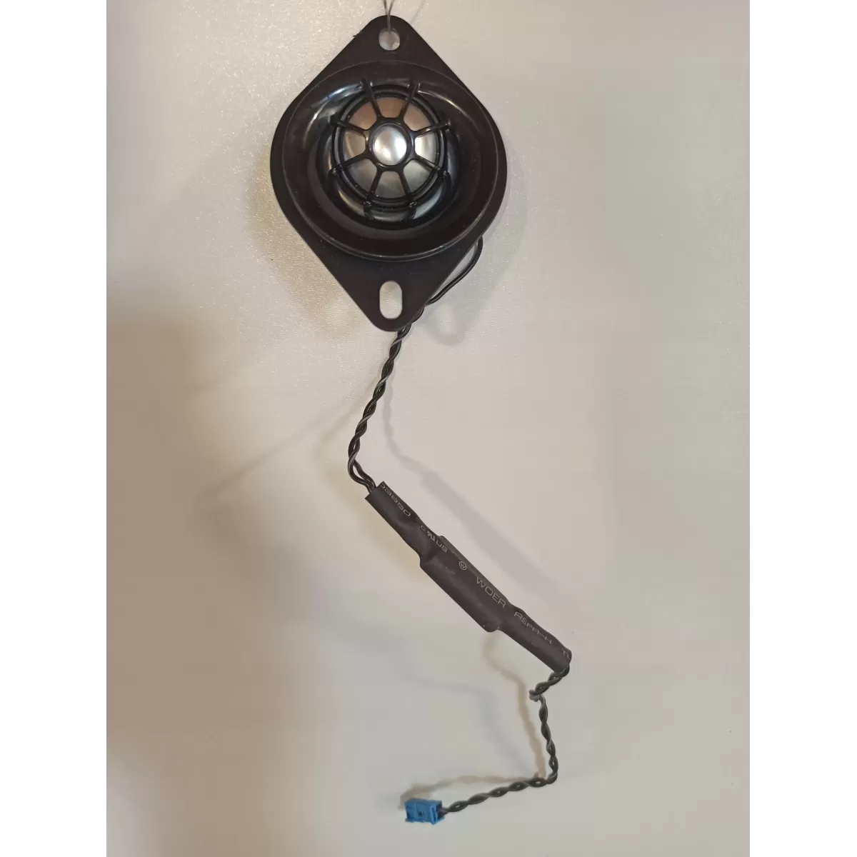 BMW F20 GŁOŚNIK 890714002 HARMAN KARDON BMW F20 GŁOŚNIK 890714002 HARMAN KARDON