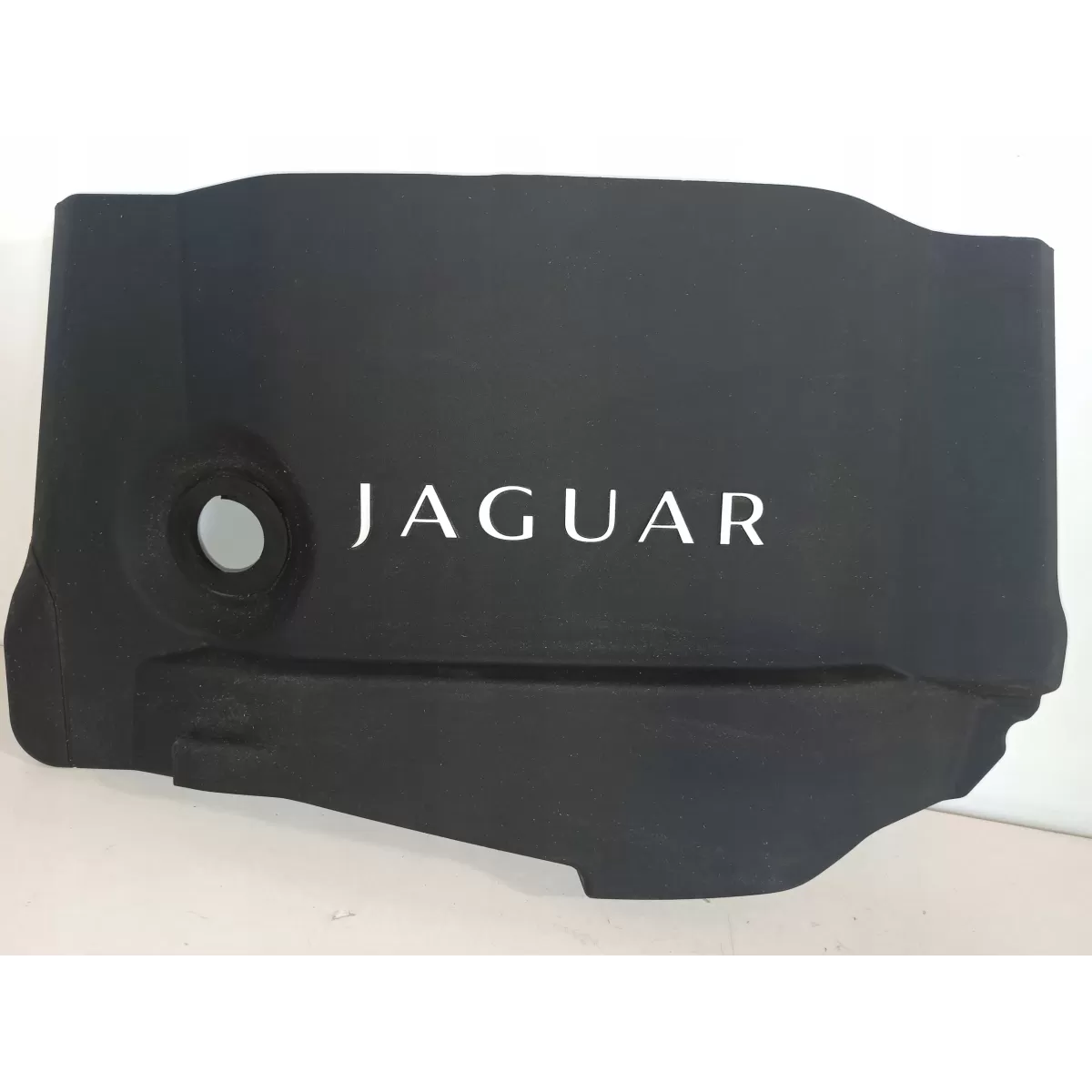 JAGUAR XF 3.0 D GÓRNA OSŁONA SILNIKA