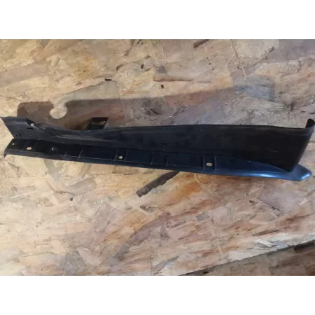 USZCZELKA MASKI BŁOTNIKA PRAWY PRZÓD BMW 1 F20 F21