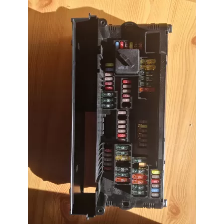 BMW F01 F07 F10 F11 Skrzynka Bezpieczników 9252815