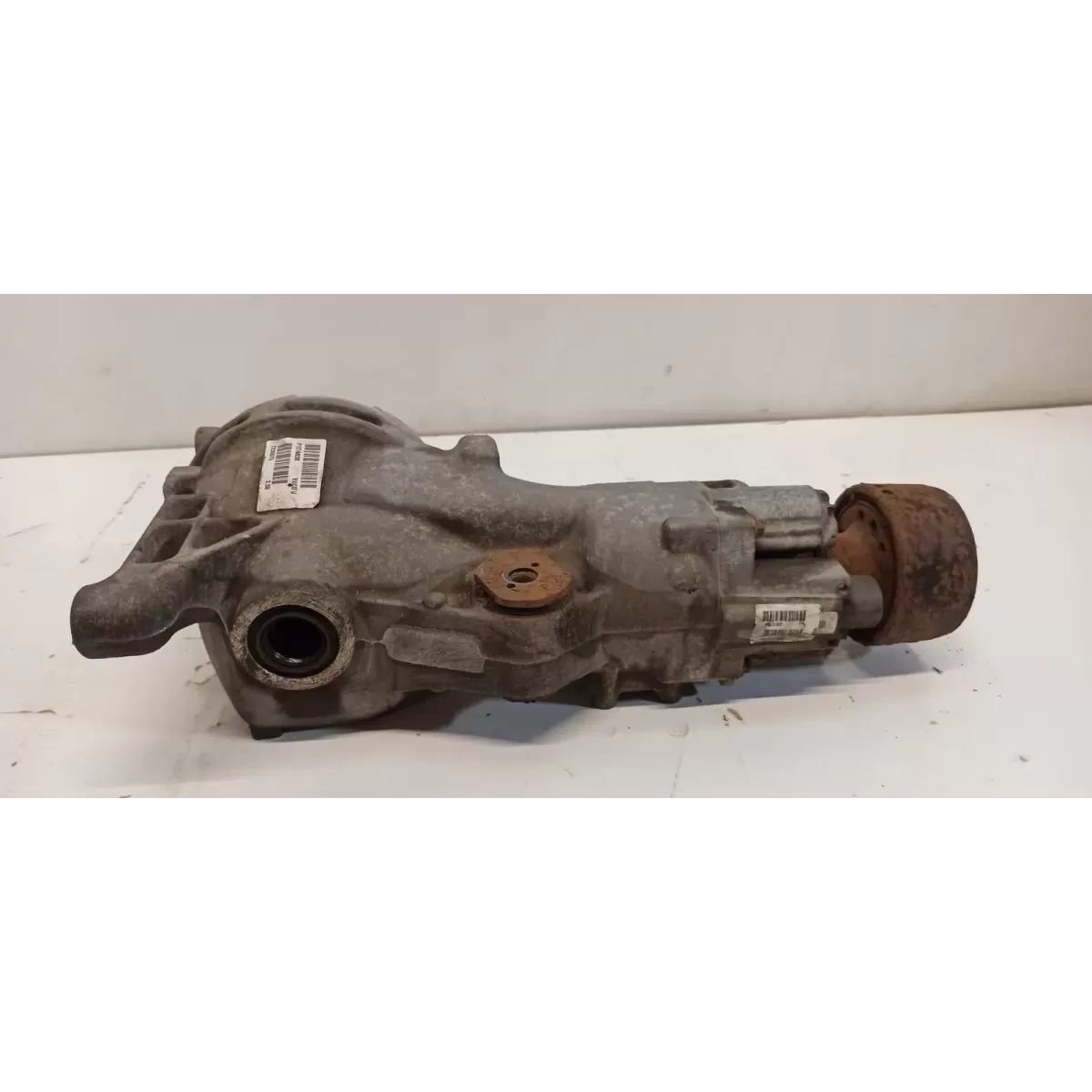 VOLVO XC70 MOST TYLNY DYFER 30751697