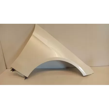 MERCEDES W212 BŁOTNIK PRAWY PRZÓD LIFT 799