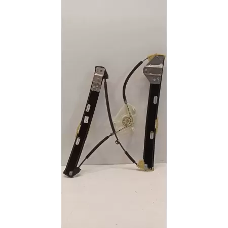 AUDI A1 82A MECHANIZM PODNOSZENIA SZYBY PRAWY PRZÓD 82G837462