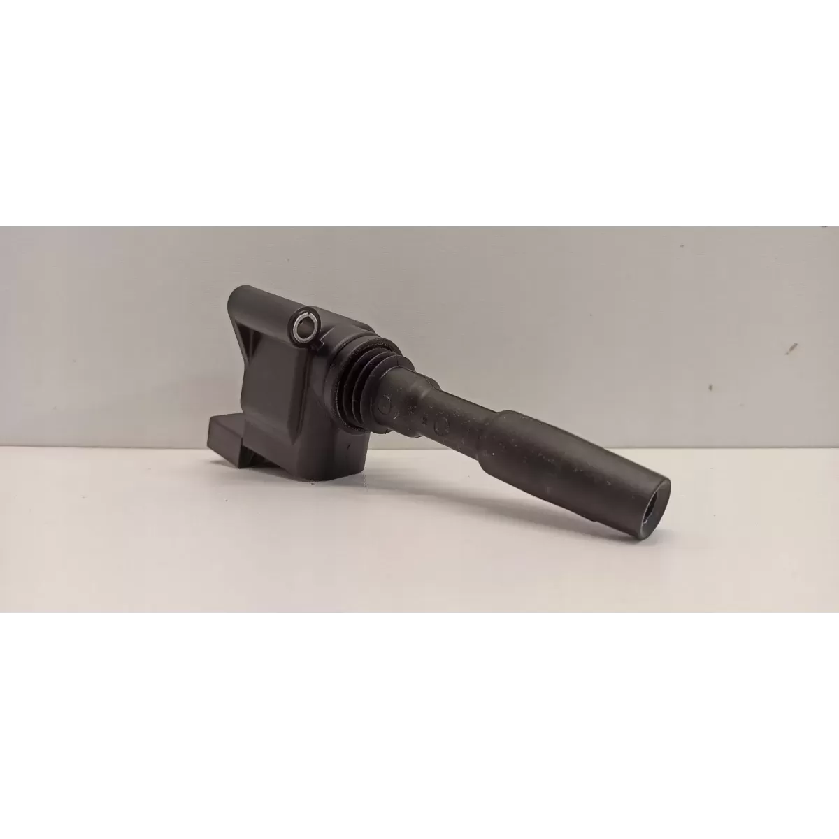 VW TIGUAN II ALLSPACE CEWKA ZAPŁONOWA 05E905110A