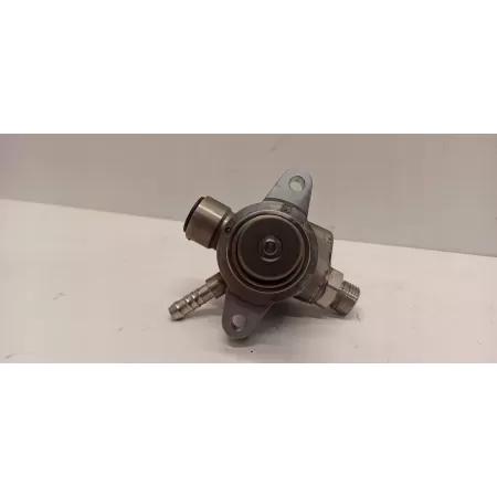 AUDI A1 82A POMPA PALIWA 04E127027M