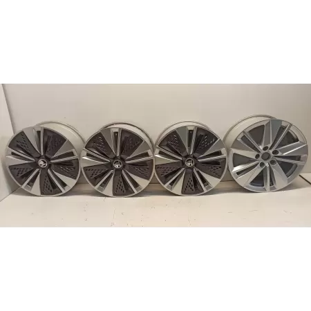 SKODA KAROQ KOŁA FELGI 17'' 57A601025AA