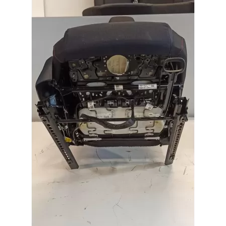 SEAT ARONA FOTELE KANAPA