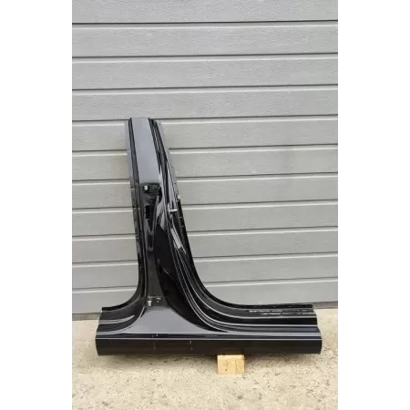 AUDI A3 8Y SŁUPEK PRAWY LY9B SEDAN