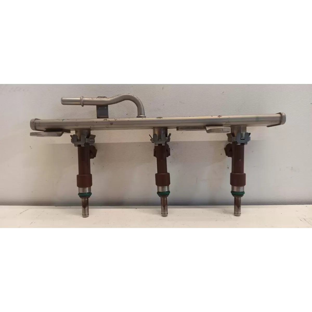 NISSAN MICRA K14 LISTWA WTRYSKOWA WTRYSKI 175204021R 166008769R