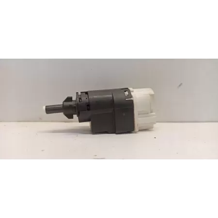 DACIA DUSTER II CZUJNIK HAMULCA ŚWIATŁA STOPU 253206170R