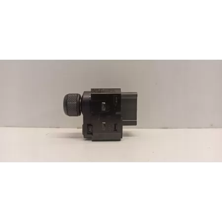 SUZUKI SWIFT MK8 PRZEŁĄCZNIK REGULACJA LUSTEREK 62J310719T