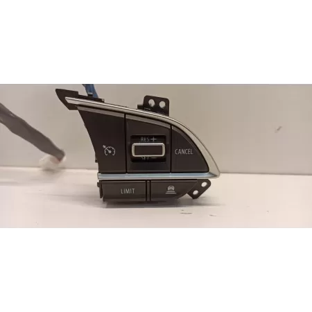 SUZUKI SWIFT MK8 MULTIFUNKCJA KIEROWNICY