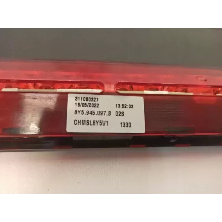 AUDI A3 8Y TRZECIE ŚWIATŁO STOP 8Y5945097B