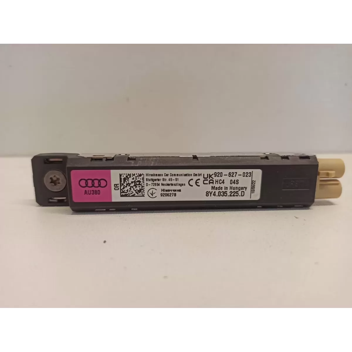 AUDI A3 8Y WZMACNIACZ ANTENY 8Y4035225D