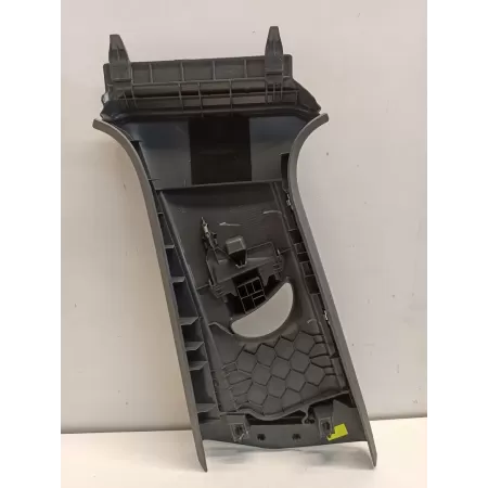 AUDI A3 8Y OSŁONA SŁUPKA PRAWA 8Y4867244A