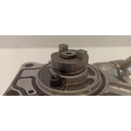 MAZDA 3 POMPA VACUM 18G00K2102