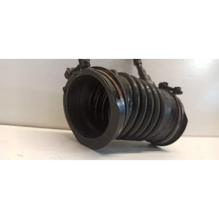 MAZDA 3 RURA DOLOT POWIETRZA 2.0B PE0112221