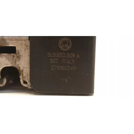 SKODA YETI ZAMEK MASKI 5L0823509A