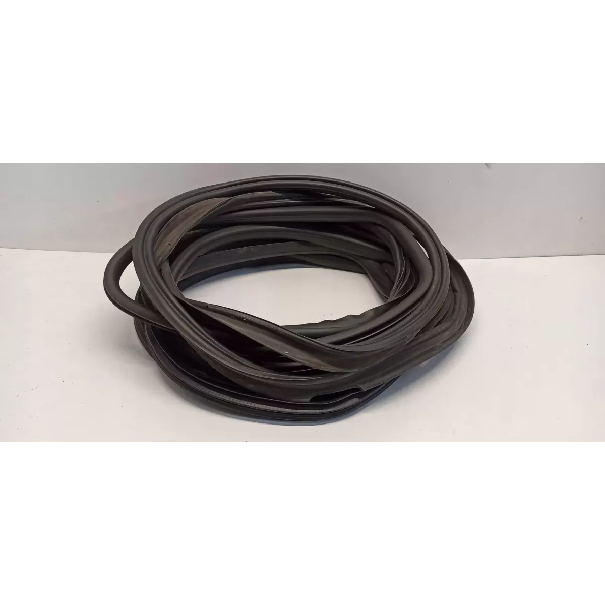 VOLVO V60 USZCZELKA DRZWI LEWY PRAWY TYŁ PRZÓD KLAPA 31424017 31424018