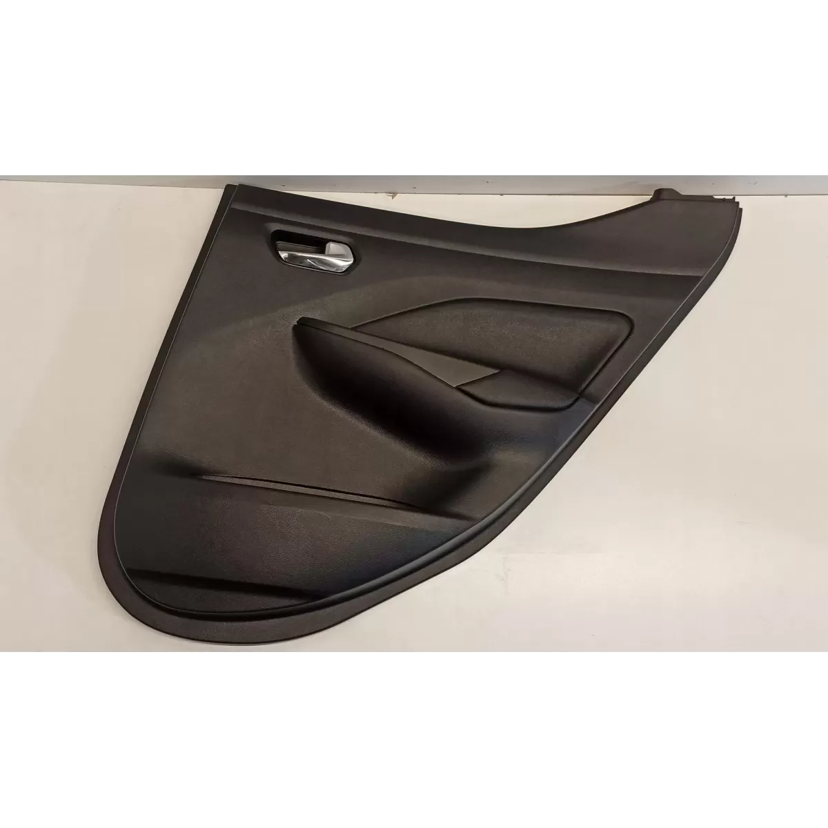 NISSAN MICRA K14 BOCZEK DRZWI PRAWY TYŁ 82922 5FA00