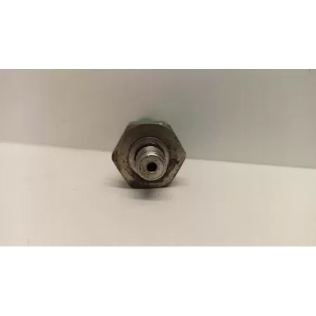 VW TRANSPORTER T6 CZUJNIK CIŚNIENIA OLEJU 04L919081