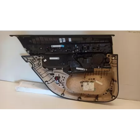BMW 7 G11 BOCZEK DRZWI PRAWY TYŁ