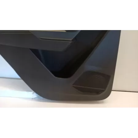 AUDI Q3 83A 83F BOCZEK DRZWI LEWY TYŁ 83A971693C