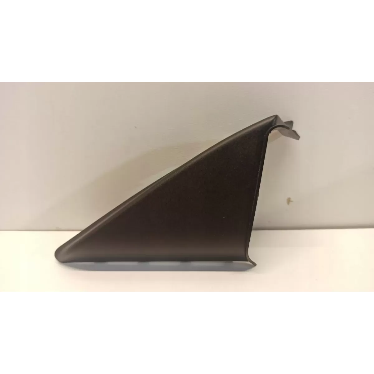 AUDI A6 C7 OSŁONA LUSTERKA TRÓJKĄT 4G0857505