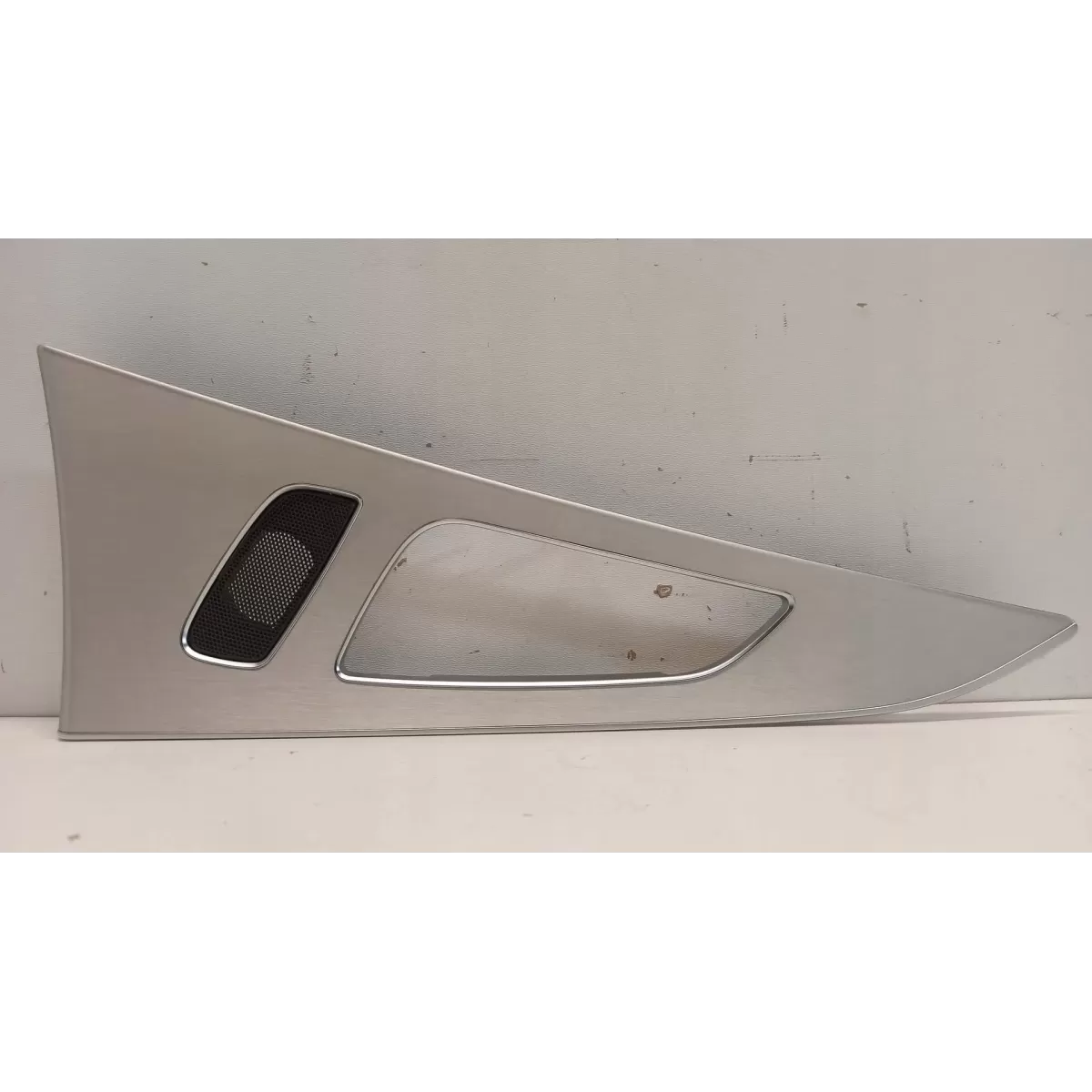 AUDI A6 C7 LISTWA DRZWI LEWY TYŁ 4G0867419