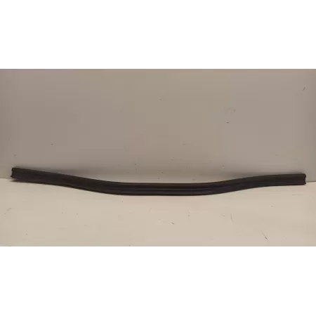 AUDI A6 C7 USZCZELKA KOMORY SILNIKA 4G0823723