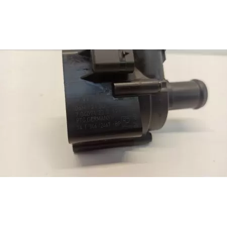 AUDI A6 C7 POMPKA WODY 06H121601P