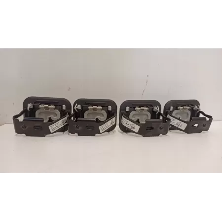 AUDI A6 C7 UCHWYTY BAGAŻNIKA KOMPLET 4G9861735 4G9861736
