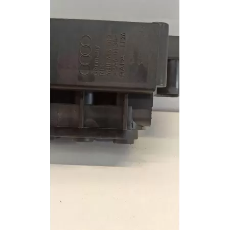 AUDI A6 C7 ROZDZIELACZ POWIETRZA 4H0616013