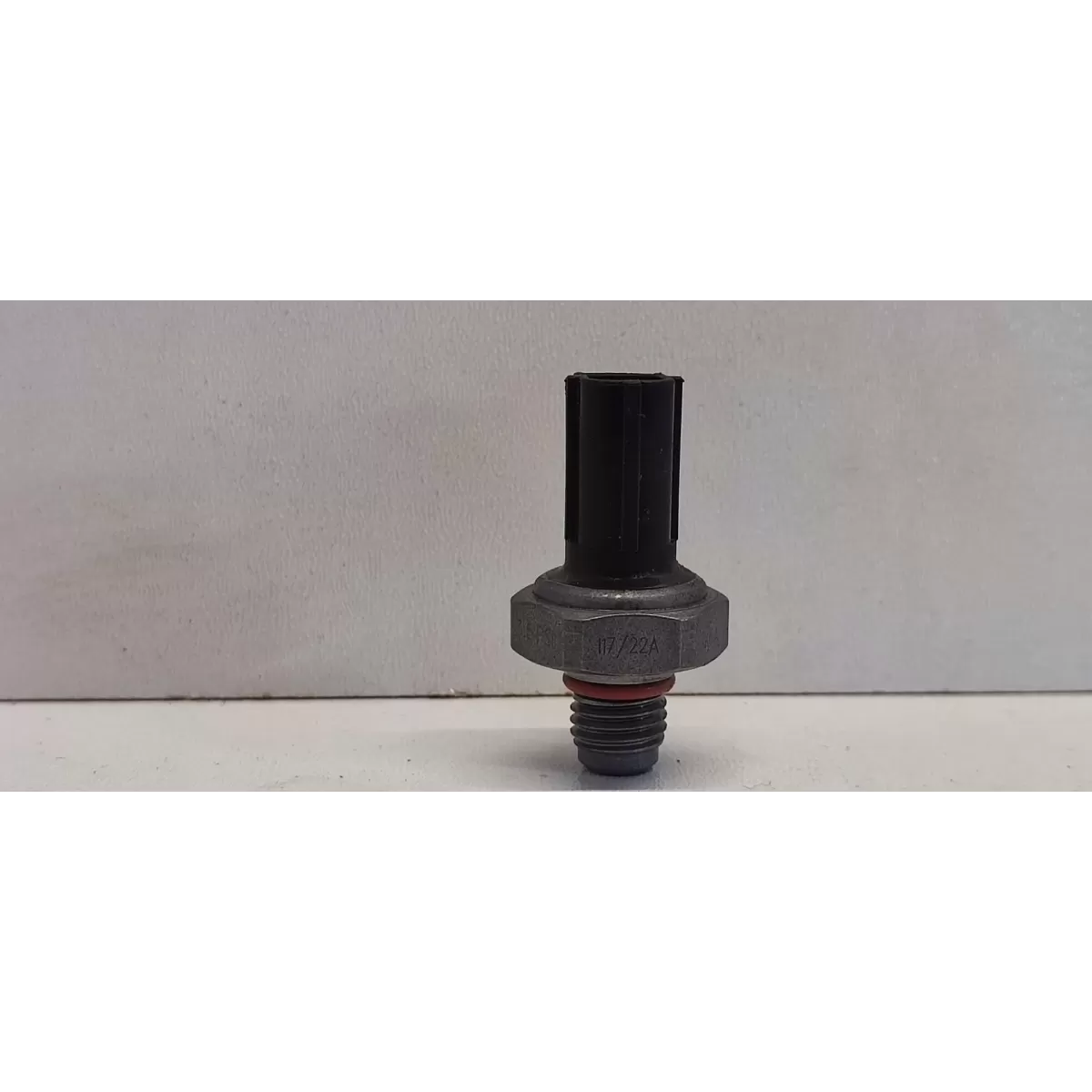 FORD PUMA CZUJNIK CIŚNIENIA OLEJU