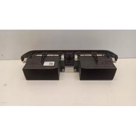 DACIA SANDERO STEPWAY III KRATKA NAWIEWU ŚRODKOWA 687605827R