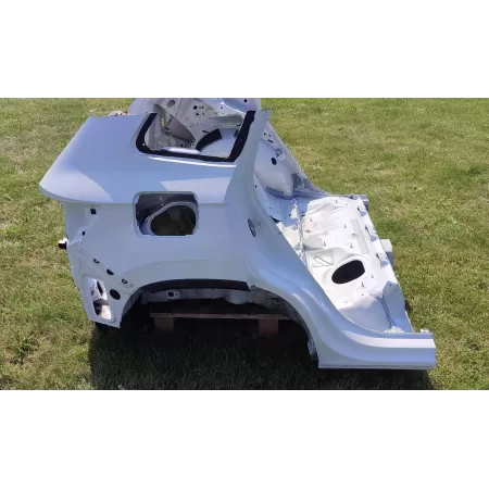 SKODA KAROQ ĆWIARTKA BŁOTNIK PRAWY TYŁ LS9R