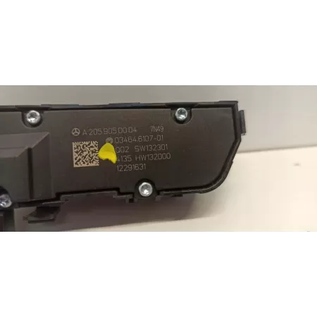 MERCEDES W205 PRZEŁĄCZNIK GRZANIA FOTELA A2229056800