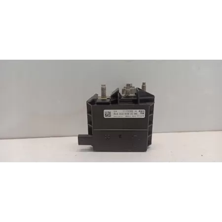 MERCEDES W205 KLEMA PLUSOWA A0009060086