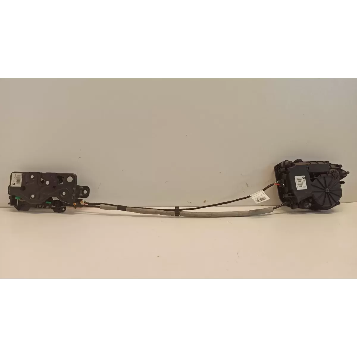 BMW 7 G11 ZAMEK DOCIĄG KLAPY BAGAŻNIKA 7441014