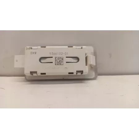 BMW 7 G11 LAMPKA KABINY WNĘTRZA 9366102