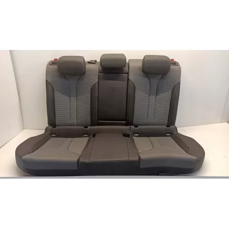 SKODA ENYAQ FOTELE KANAPA