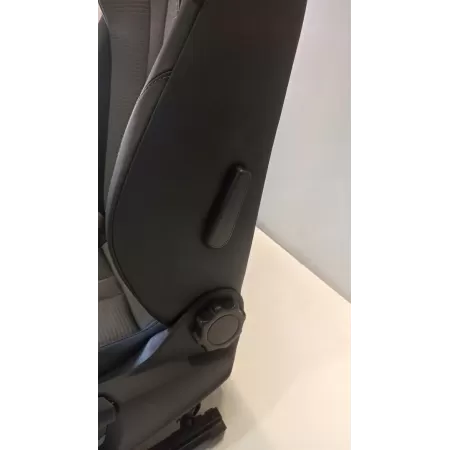SKODA ENYAQ FOTELE KANAPA