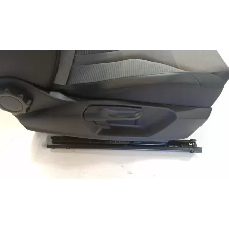 SKODA ENYAQ FOTELE KANAPA